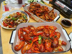 -聚汇三少·龙虾·中餐厅(莫邪路新天地店)