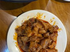 -爆炸头阿姨小四川正宗川味小吃(无任何分店)