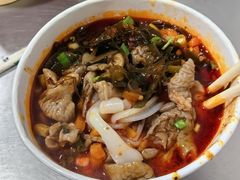 -中山牛肉肥肠粉面馆(军工社区店)