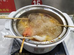 -百品聚旋转火锅(万德庄店)