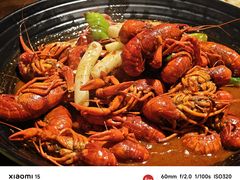 -聚汇三少·龙虾·中餐厅(莫邪路新天地店)