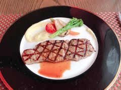 安格斯牛排7分熟-Kathleen's Waitan 凯圣琳江景西餐厅(外滩店)