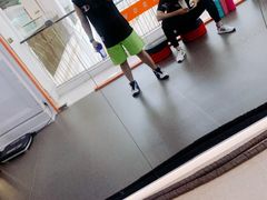 -乐刻运动健身精品馆(览秀城店)