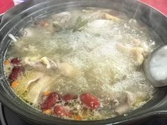 -花苑美食横琴生蚝火锅(拱北粤华路店)