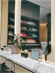 -HAIR CORNER