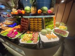 -淡尾·海鲜自助概念餐厅(虹桥南丰城店)