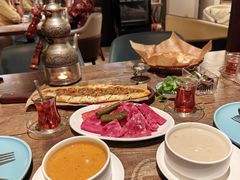 -梅夫娜土耳其餐厅.清真HALAL