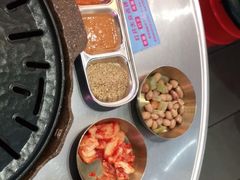 -玄希浪漫厨房·韩料烤肉(湖滨银泰in77店)