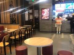 -汉堡王(下沙银泰店)