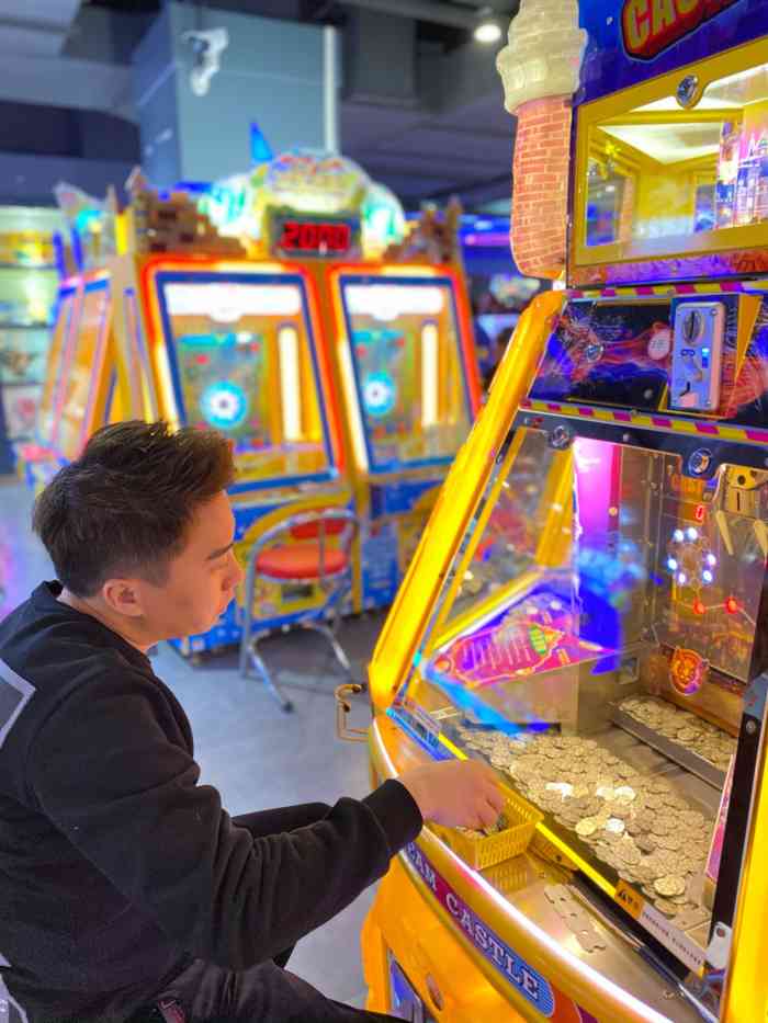 快乐电堂动漫娱乐中心-"[调皮]在最后一天才想起来还有这个游戏厅.