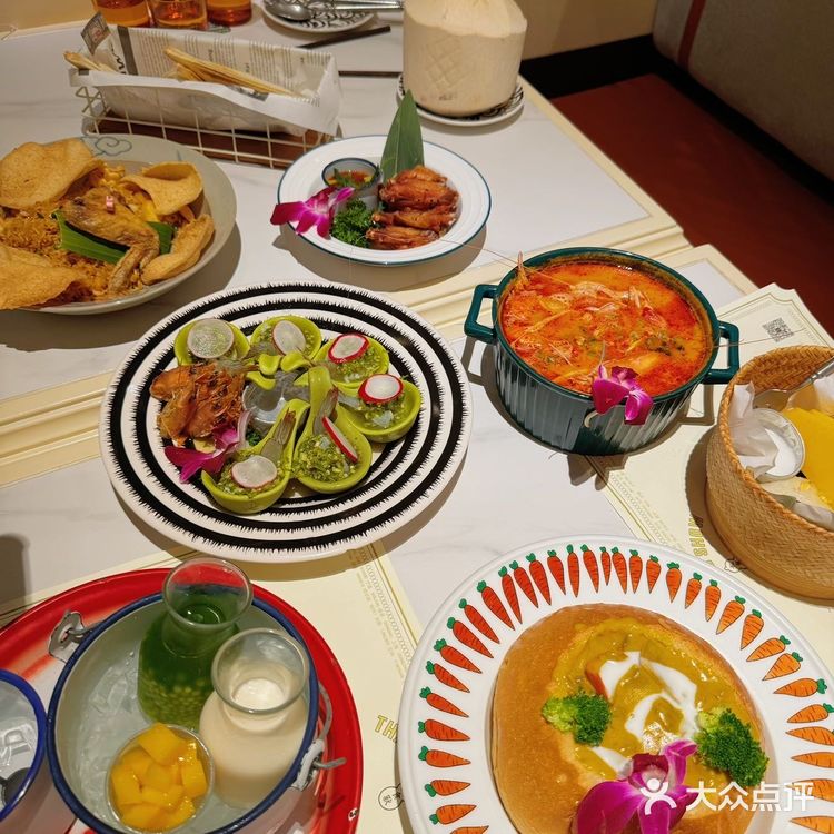吃一万次都不腻的泰国菜️！这次的三亚之旅玩的好开心啊！