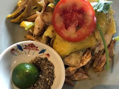 -大头虾越式风味餐厅(光明广场店)