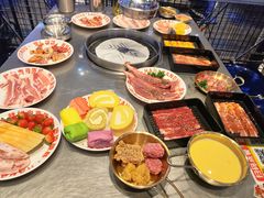 -哈哈碳都·牛肋条无限自助烤肉(台江万达店)