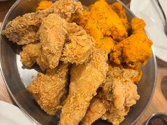 -BHC炸鸡(明洞总店)