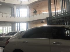 -奔驰北京极光星徽(四元桥店)