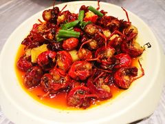 -巴厘龙虾·榜首油焖大虾(音乐学院·沿江酒馆店)