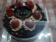 -红宝石·鲜奶小方·海派西点房(丰庄店)