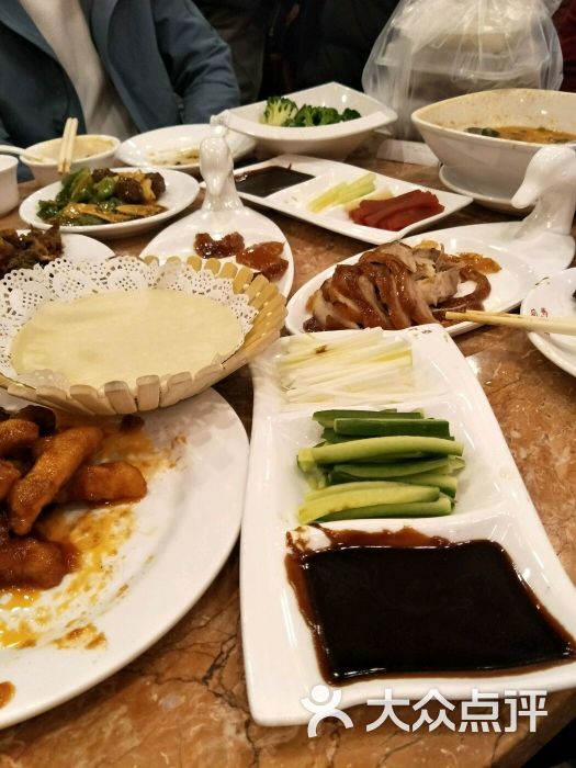 东四民芳餐厅(朝阳门总店)烤鸭图片 - 第327张