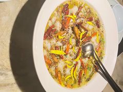 -佬麻雀·新湘菜(东方宝泰店)