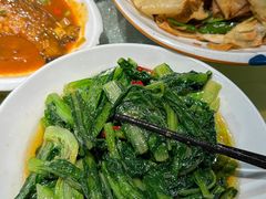 -董厨煨汤馆(车站路店)