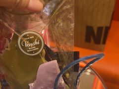 -VENCHI 闻绮(上海佛罗伦萨小镇店)