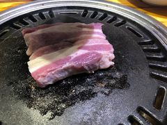 -唯成•韩国炭火烤肉 유성고기
