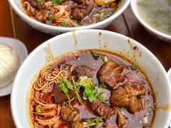 -李与白包子铺(桐梓林店)