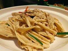干捞腐竹-卯时·龙光雅宴·精致锡帮菜(惠山古镇店)