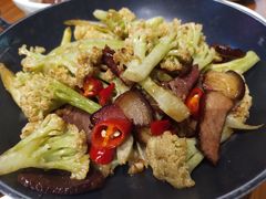 干锅腊肉花菜-豫江南川湘料理(岗顶六店)