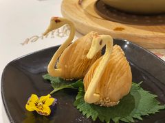 鲍鱼天鹅酥-白天鹅宾馆-玉堂春暖餐厅