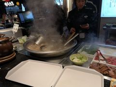 -八一路好吃街(雨田商务大厦店)