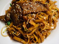 -新大咀港式茶餐厅(宝山万达店)