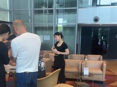 -奔驰上海利星(七宝店)