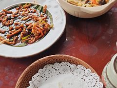 -天天向上素食餐厅(五台山店)
