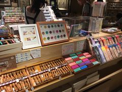 -猫的天空之城概念书店(苏州诚品店)