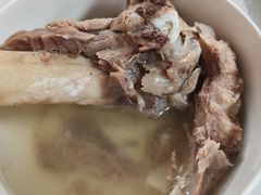 -周震馄饨