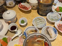 -雍和会海鲜姿造自助(湖东路店)
