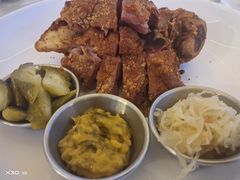 -MONICH牛排融合餐厅(和义大道购物中心店)