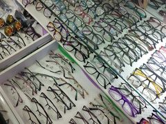 -罗创丹阳眼镜(童卫路店)