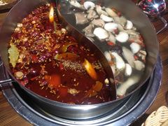 -乐山串串香老火锅(鼓楼店)