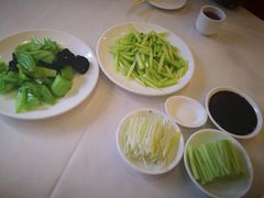 -九花山烤鸭店