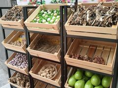 -丹江口渔村·湘味厨房(桃园店)