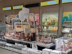 -泡泡玛特POPMART(蓝色港湾店)