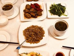 菠萝咕噜虾球-衡山汇·高级粤菜(霄云路店)
