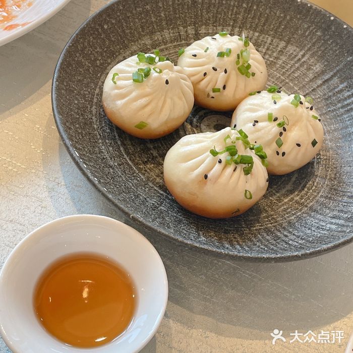 上海和平饭店龙凤厅 Dragon Phoenix和平生生煎图片