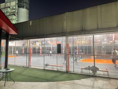 -洛克公园·篮球·足球·羽毛球(莘庄店)