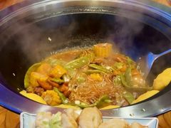 -山河屯铁锅炖(哈西站店)