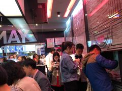 等位区-小杨生煎(湟普汇店)