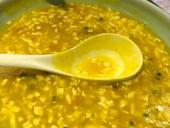 -阿瓦山寨·湘菜现炒·剁椒鱼头王(咸阳总店)