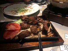 -穹六人间 people 6(岳阳路店)